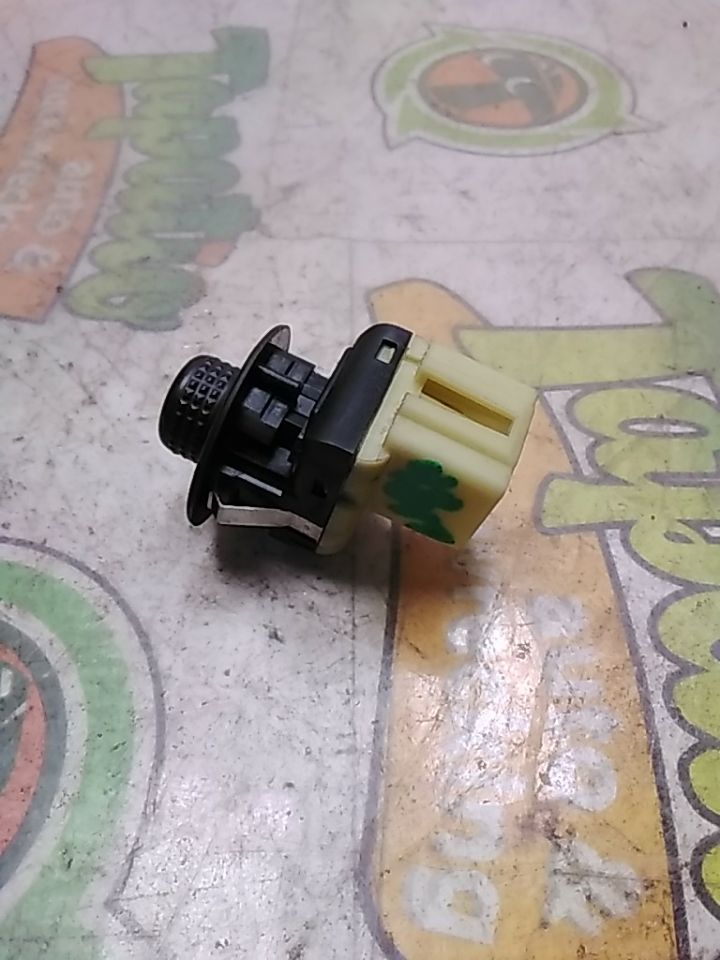 Used 2009 Chrysler AVENGER Front Door Switch - Stock #H01649