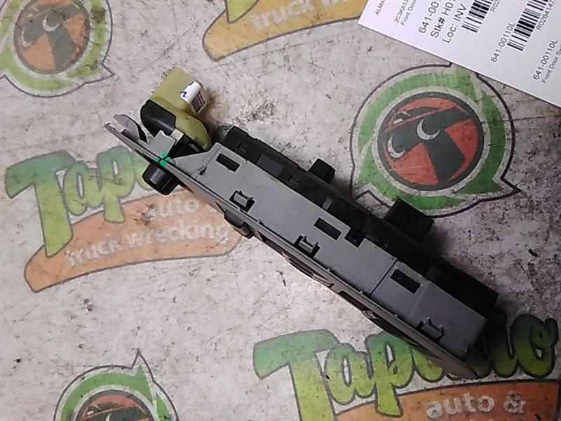 Used 2006 Chrysler CHRYSLER (RWD) Front Door Switch - Stock #H01659