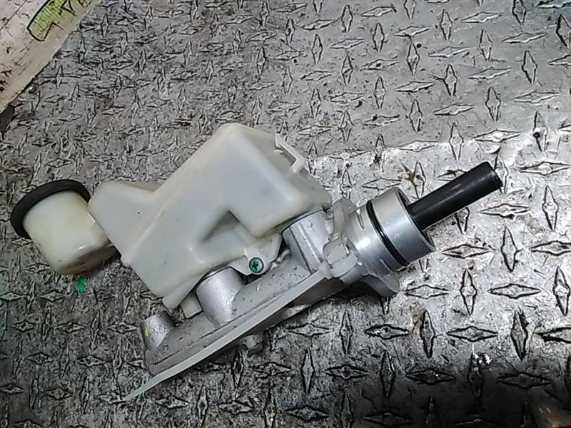 2007 COROLLA Toyota Brake Master Cyl