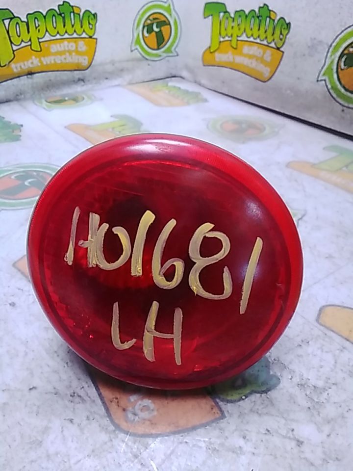 2009 General Motors HHR Tail Lamp