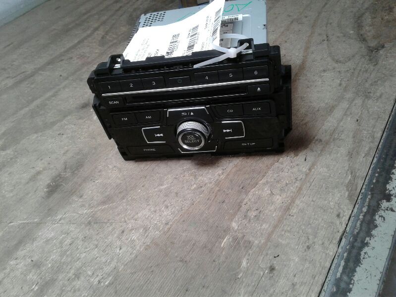 Used 2015 Honda CIVIC Radio Audio - Stock #A03914