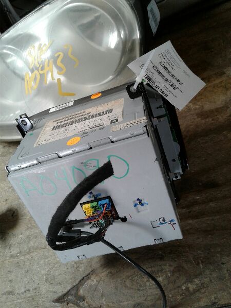 Used 2006 General Motors SRX satellite receiver (opt U2K) - Stock #A04090