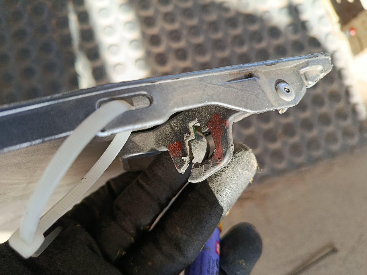 Part image 8