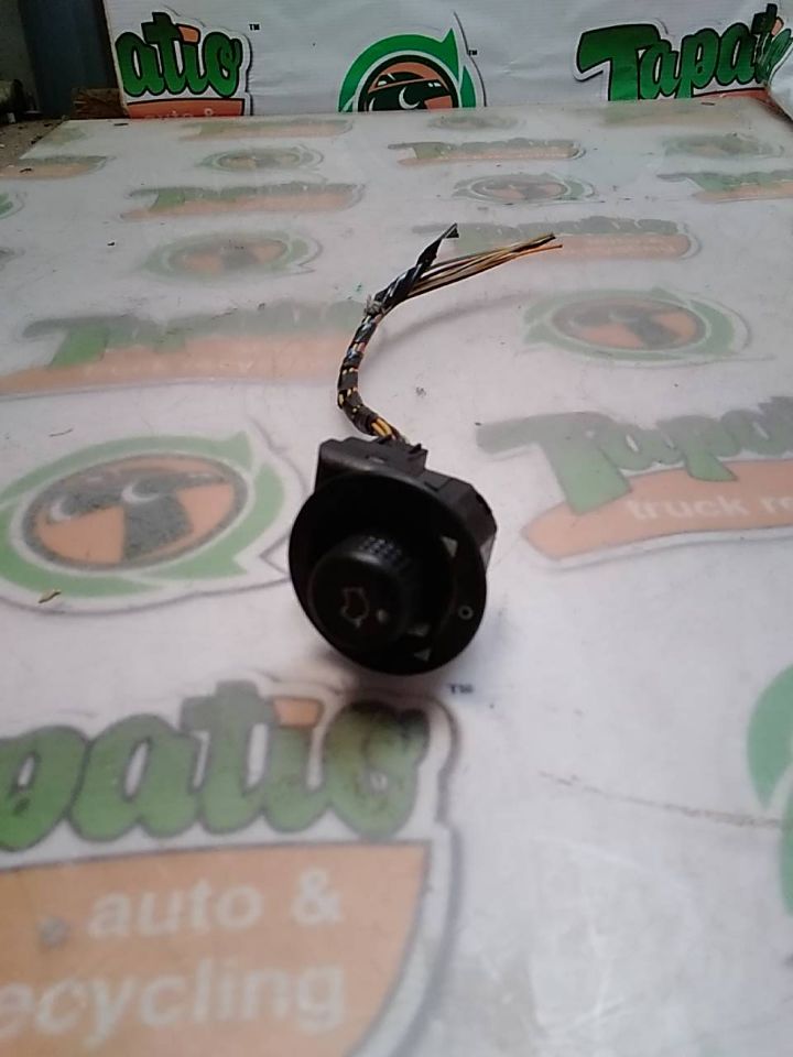 Used 2010 Ford TRANSIT CONNECT mirror - Stock #H02532