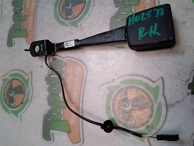 Used 2020 Volkswagen ATLAS CROSS SPORT buckle - Stock #H02572