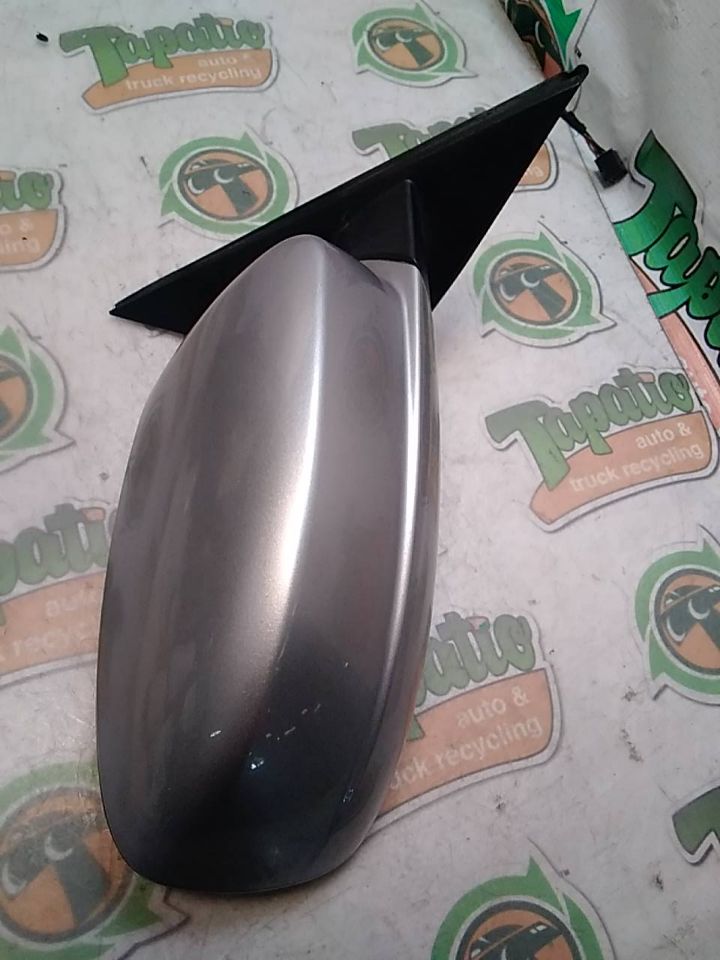 Used 2014 Chrysler CHRYSLER (RWD) Side View Mirror - Stock #H02633