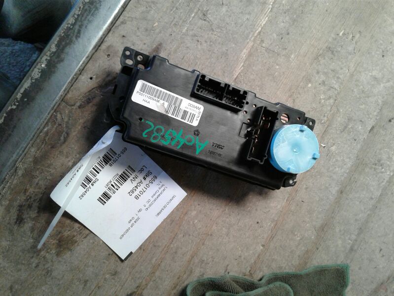 Used 2006 Jeep GRAND CHEROKEE Fahrenheit display - Stock #A04582