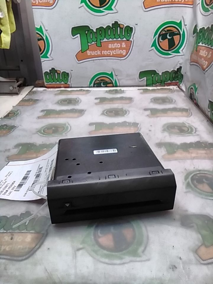 Used 2014 General Motors ATS audio disc player (opt TG5) - Stock #H02984
