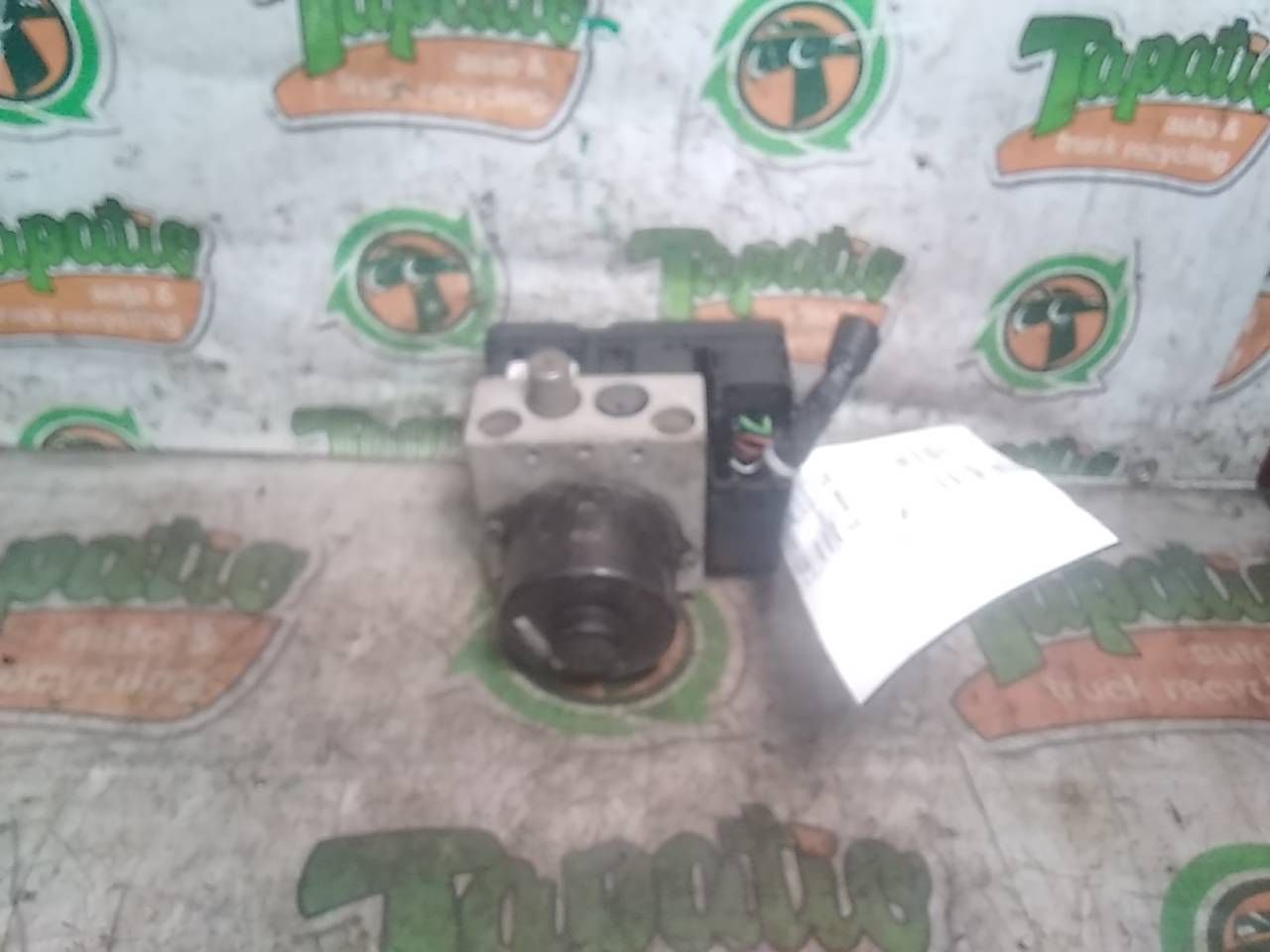 Used 2004 Ford EXPEDITION electronic module ID 2L1T-2C219-AA thru AG - Stock #H03737
