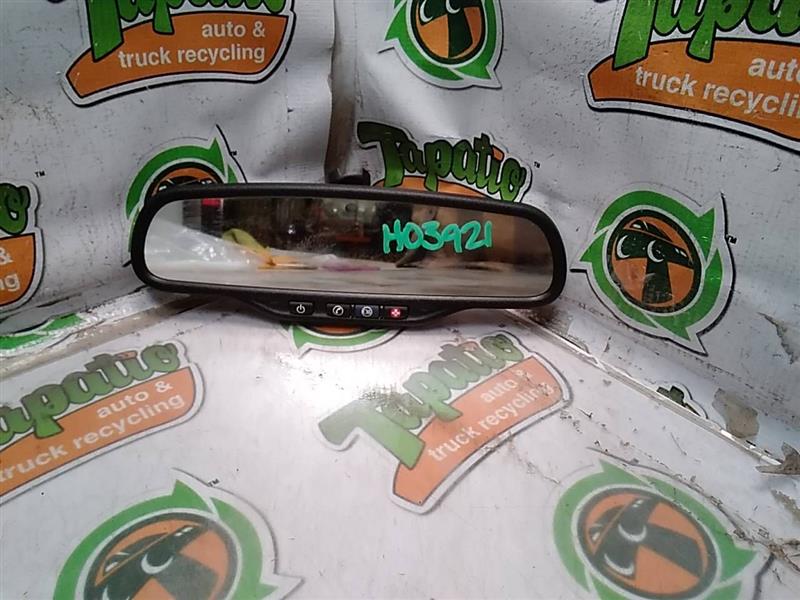 Used 2009 General Motors SILVERADO 1500 PICKUP automatic dimming mirror (opt DD8) - Stock #H03921