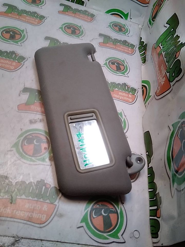 Used 2005 Toyota TACOMA sliding extender - Stock #H04147