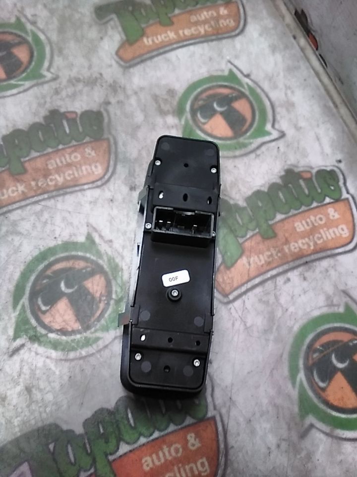 Used 2011 Jeep GRAND CHEROKEE manual windows-power locks - Stock #H04510