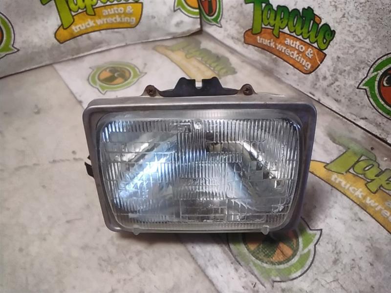 2004 Ford FORD F250SD PICKUP Headlamp Assembly