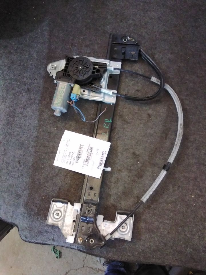 2006 General Motors ENVOY Dr Window Reg, Rr