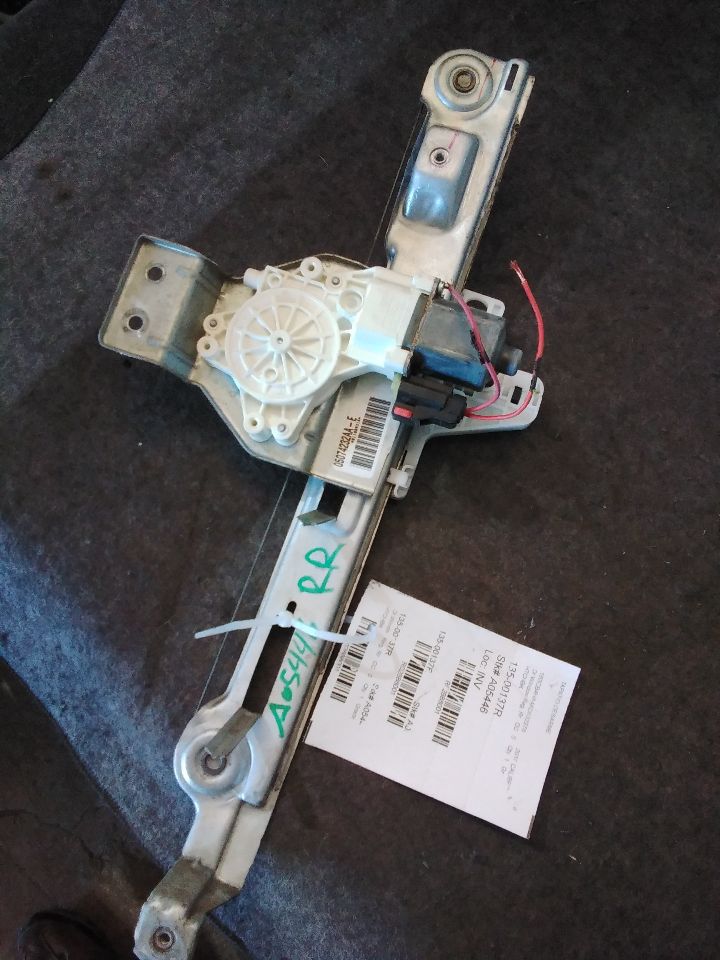 Part image 3