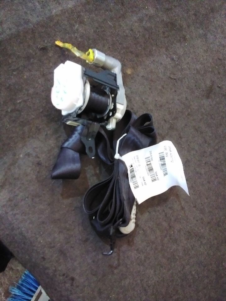 Used 2010 Mazda MAZDA 3 retractor - Stock #A05772