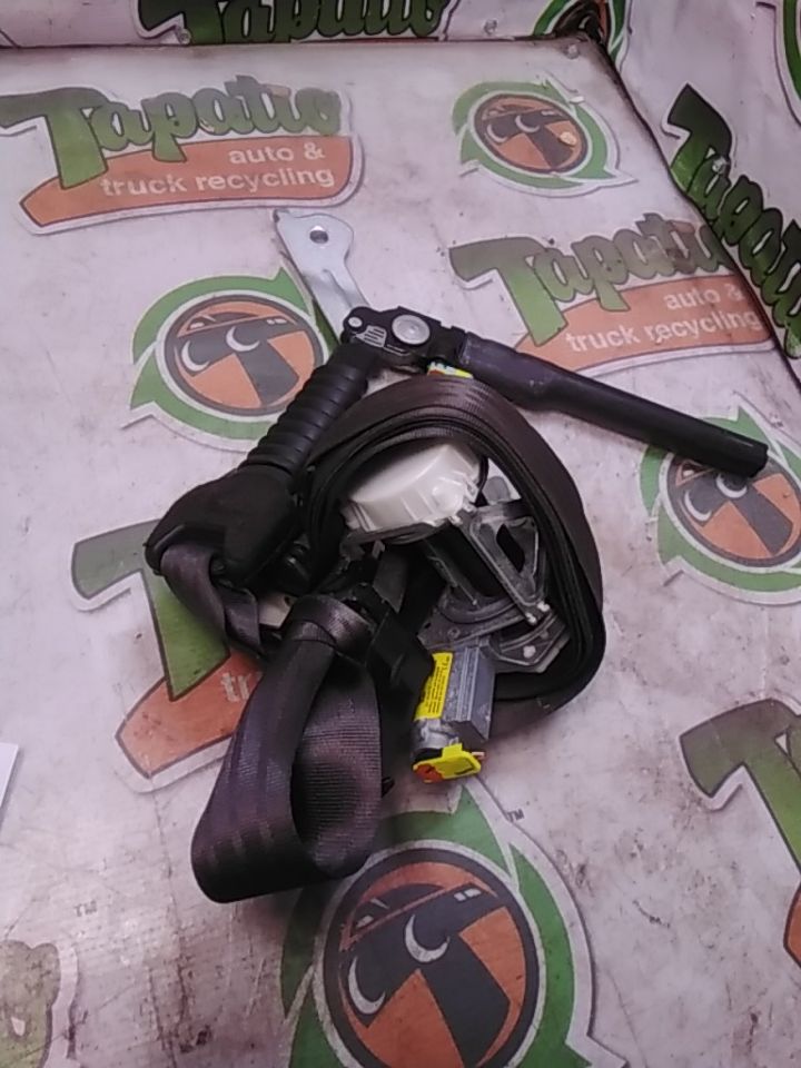 Used 2018 Hyundai SANTA FE retractor - Stock #H05092