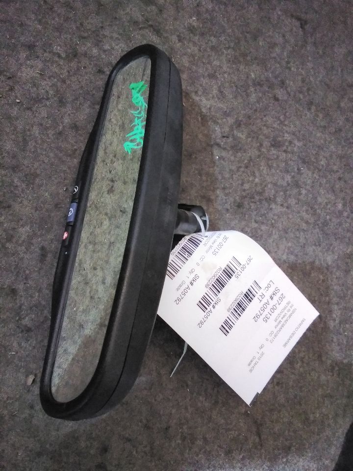 Used 2010 General Motors TAHOE automatic dimming mirror (opt DD8) - Stock #A05792