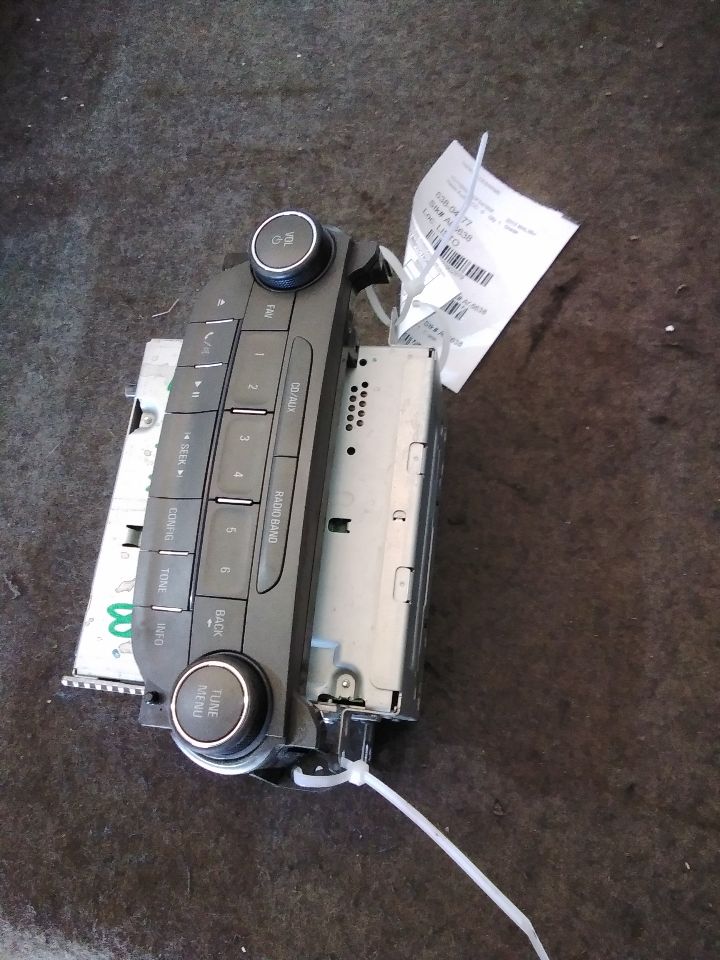 Used 2013 General Motors CHEVELLE satellite receiver (opt U2K) - Stock #A05638