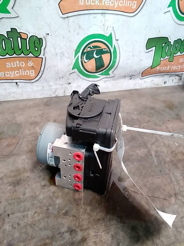 Used 2019 Subaru WRX electric parking brake (2.0L, Eye Sight) - Stock #h05136