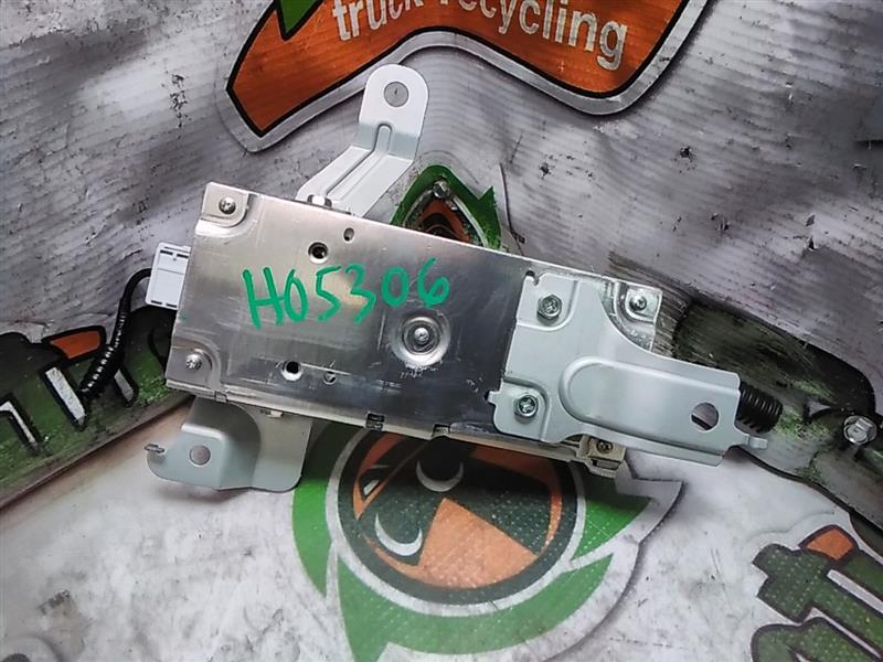 Used 2014 Honda ACCORD satellite tuner (RH quarter panel) - Stock #H05306