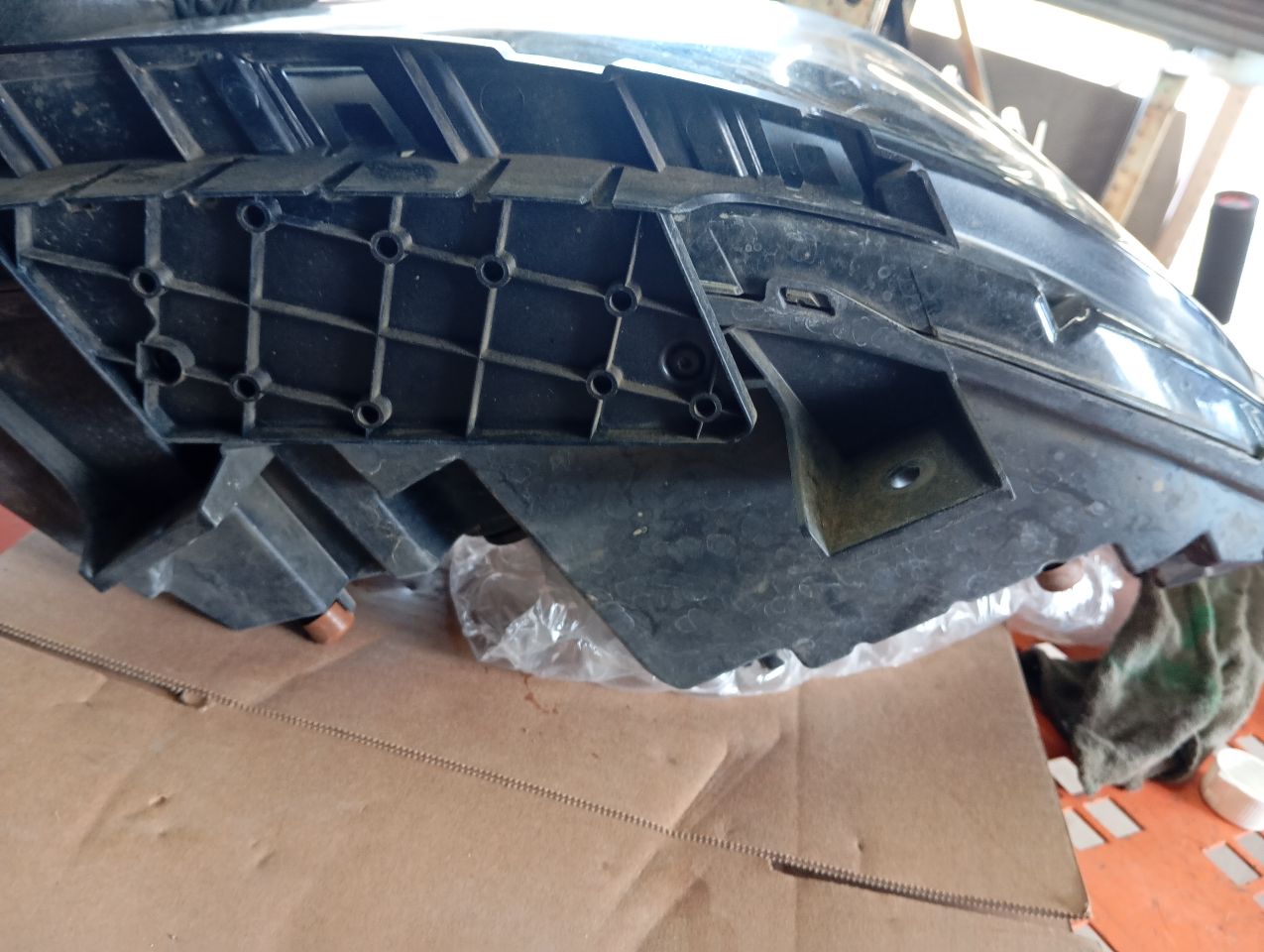 Part image 7