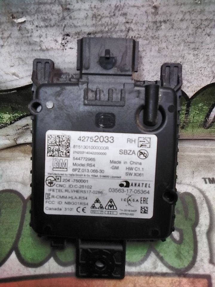 Part image 3