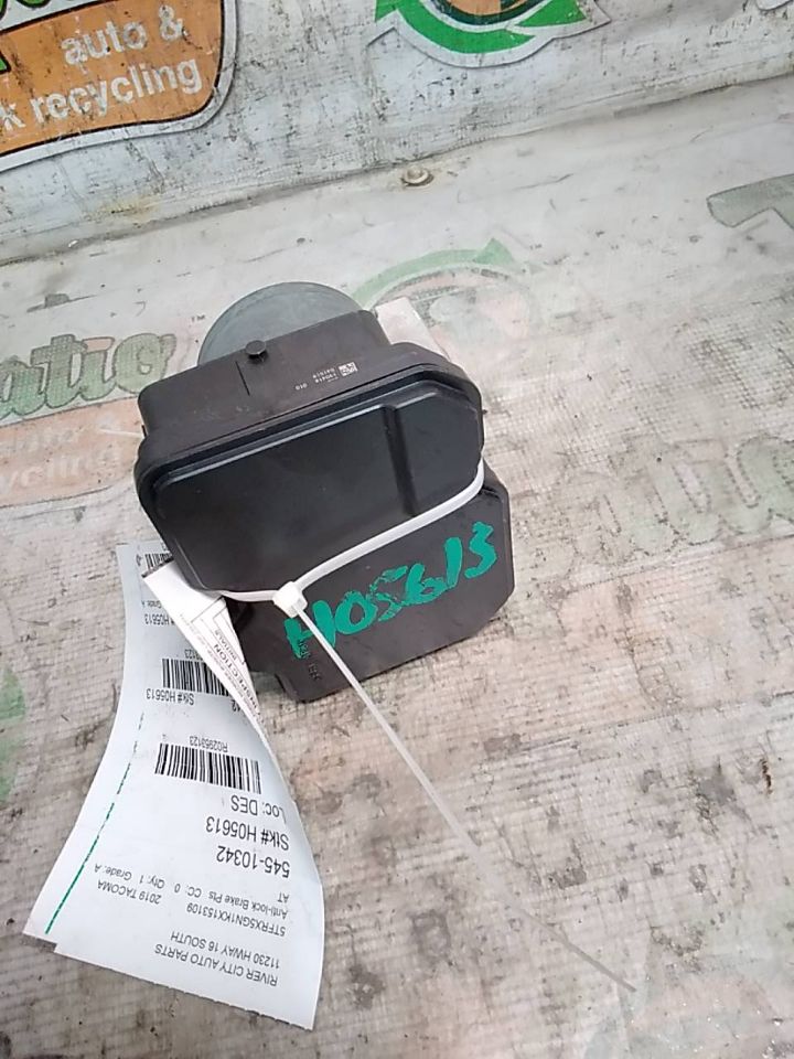 Used 2019 Toyota TACOMA ID 44050-04260 - Stock #H05613
