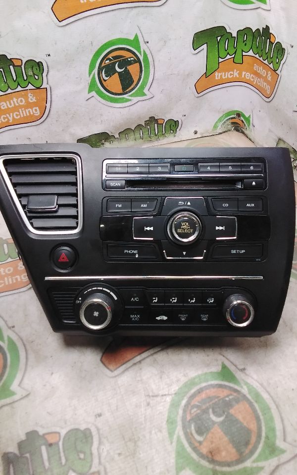Used 2015 Honda CIVIC satellite radio unit (RH quarter, XM) - Stock #H05803