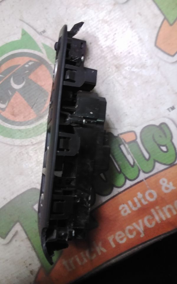 Used 2021 Honda ACCORD Front Door Switch - Stock #H05840