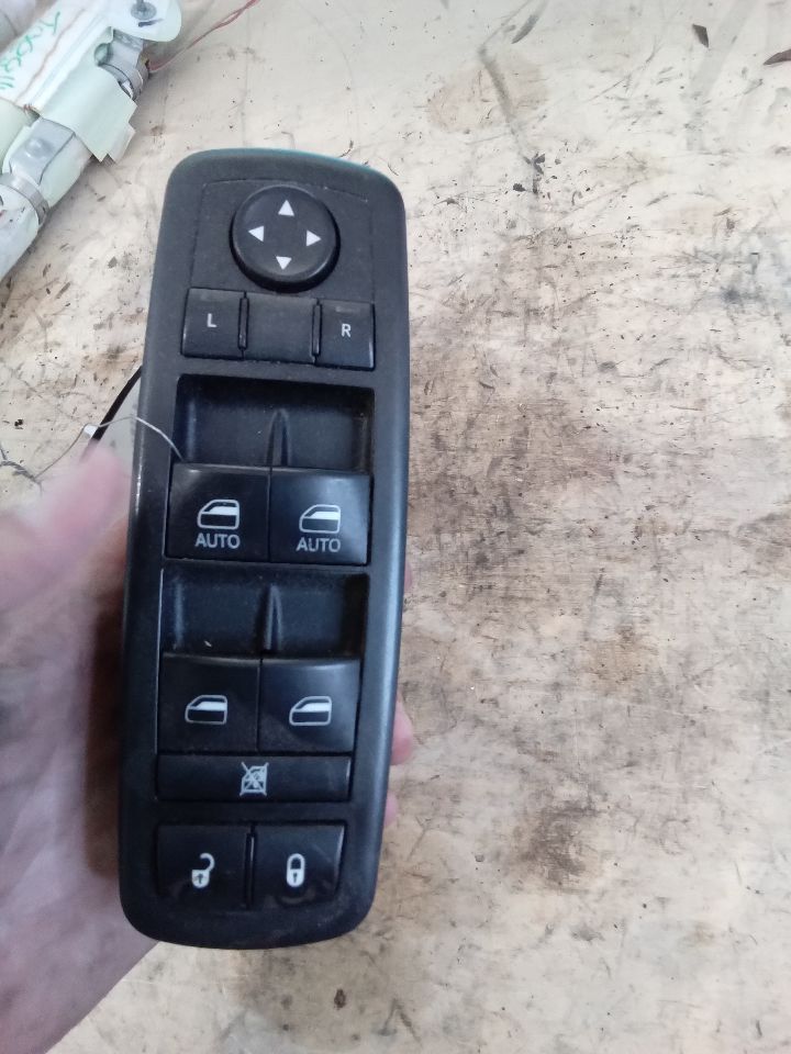 Used 2013 Chrysler DURANGO window - Stock #J00018