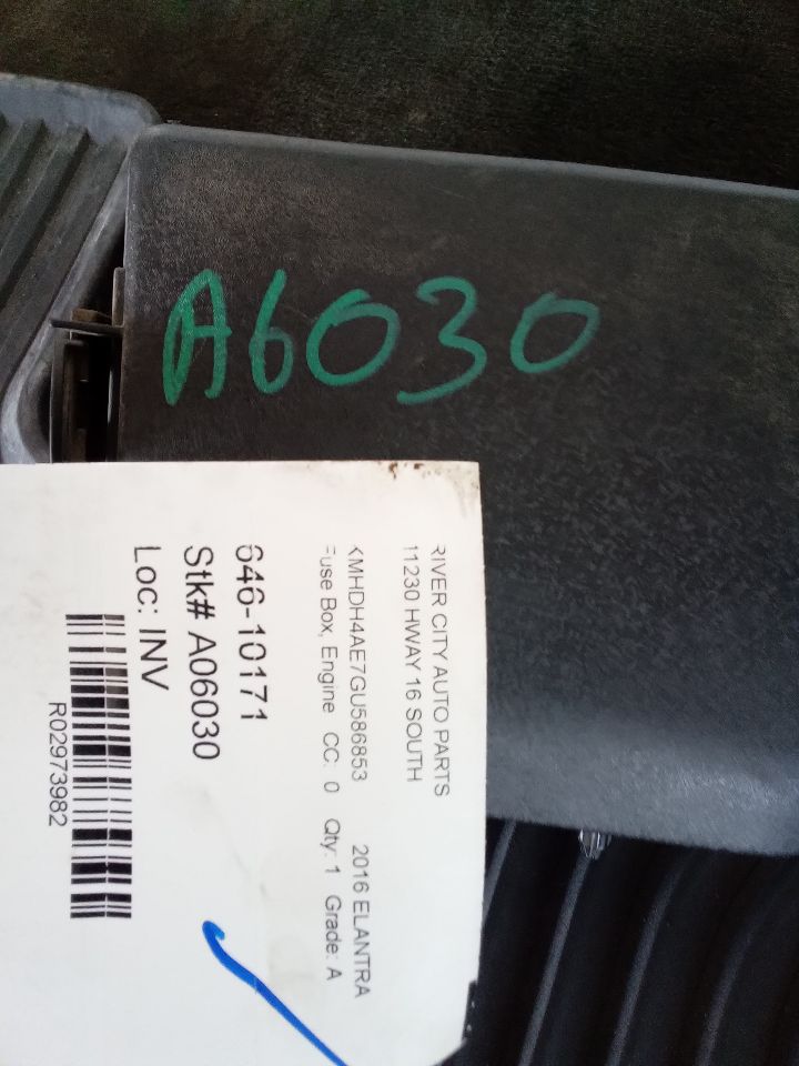 2016 Hyundai ELANTRA Fuse Box, Engine