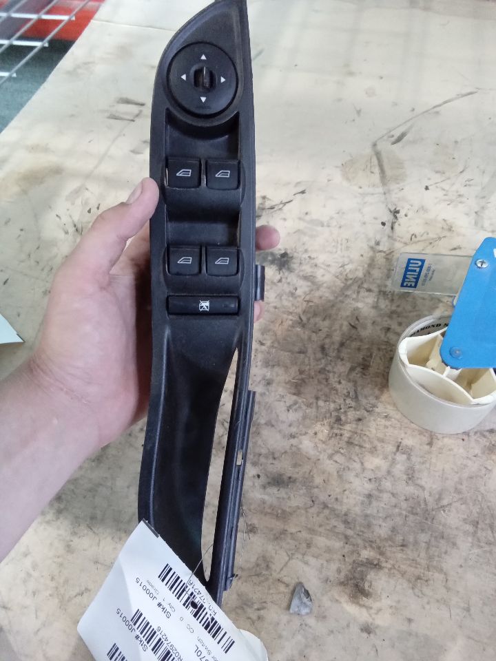 Used 2017 Ford FOCUS w/o automatic up and down - Stock #J00015
