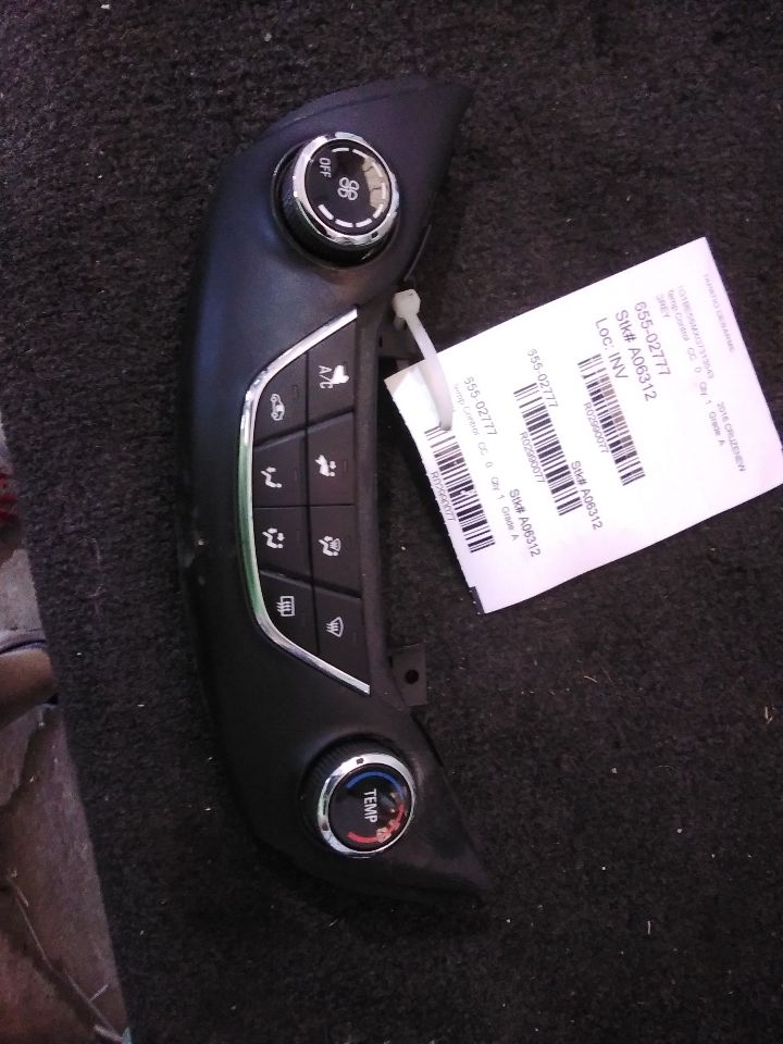 Used 2016 General Motors CRUZE w/o heated seat - Stock #A06312