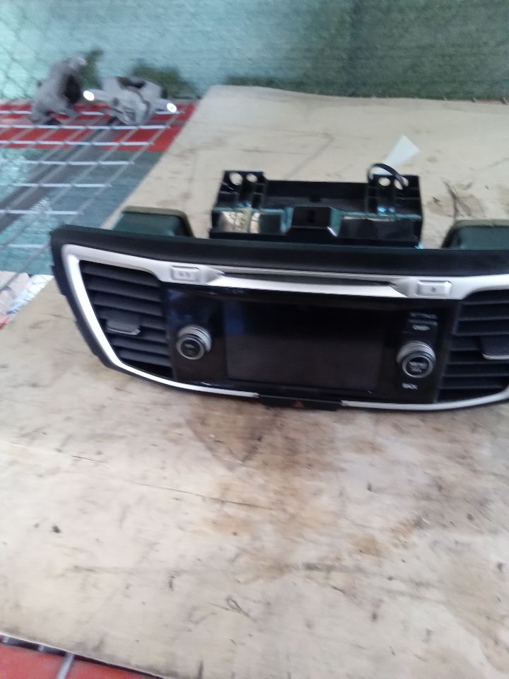 Used 2014 Honda ACCORD EX (includes lower display screen) - Stock #J00039