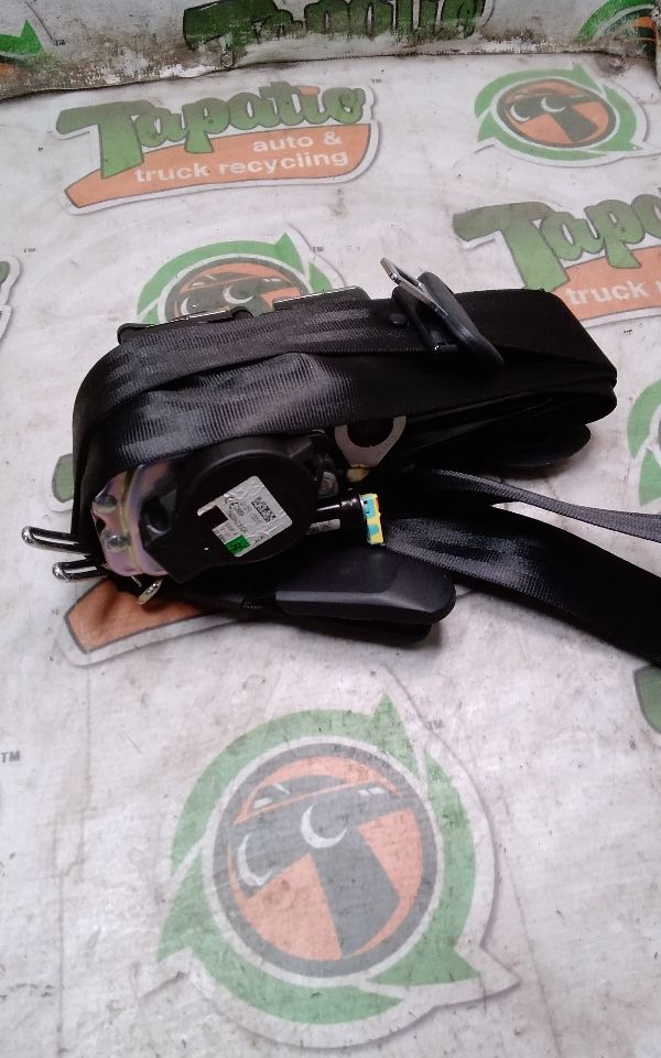 Used 2019 Audi AUDI A4 retractor - Stock #H06145