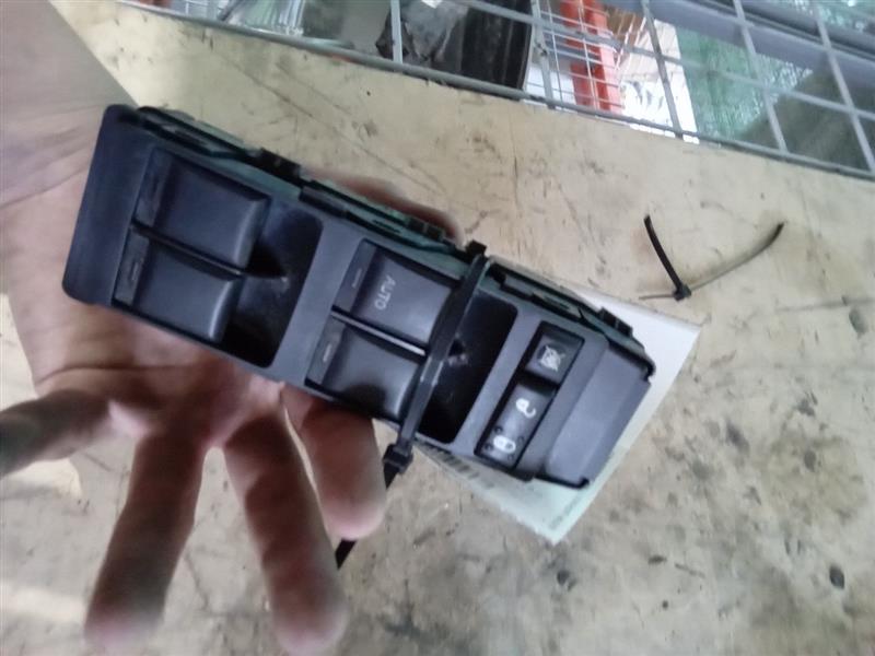 Used 2010 Chrysler COMPASS window - Stock #J00045