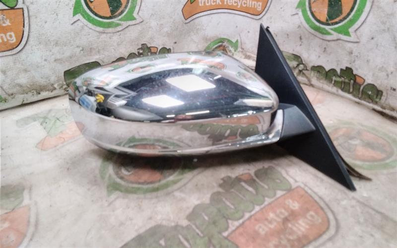 Used 2013 Chrysler CHRYSLER (RWD) Side View Mirror - Stock #H06353