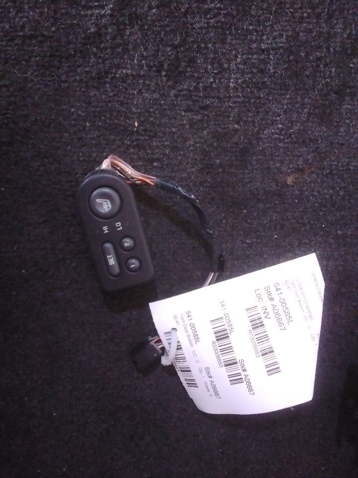 Used 2002 General Motors SIERRA 1500 PICKUP seat - Stock #A06667