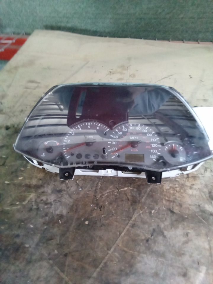 Used 2003 Ford FOCUS (ID 2M5V-10849-DB thru DF) - Stock #J00065