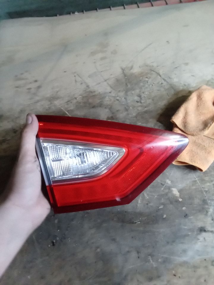 2016 Ford FUSION Tail Lamp