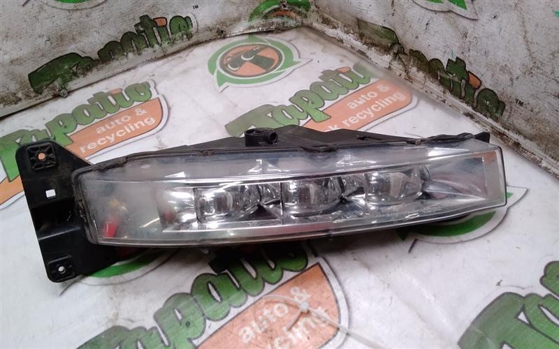 2017 Chrysler CHARGER Front Lamp