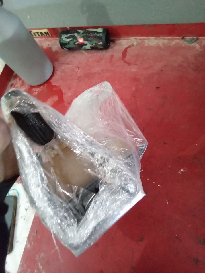 Part image 3