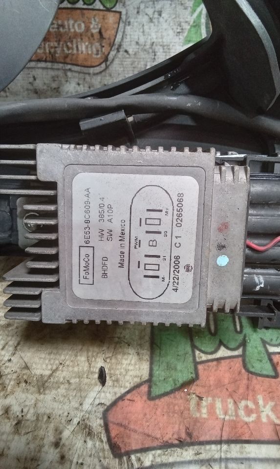 2006 FUSION Ford Rad Cond Fan Motor