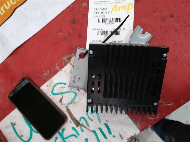 Used 2015 Honda ACCORD amplifier (RH kick panel) - Stock #J00121