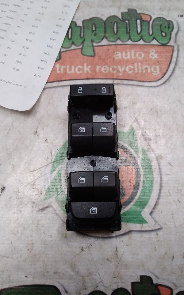 Used 2021 Kia SELTOS automatic up and down - Stock #H06860