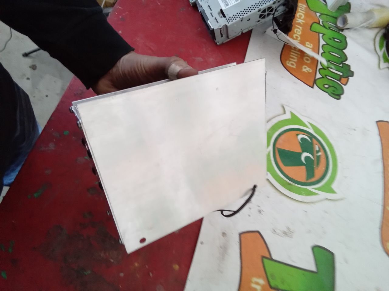 Part image 3