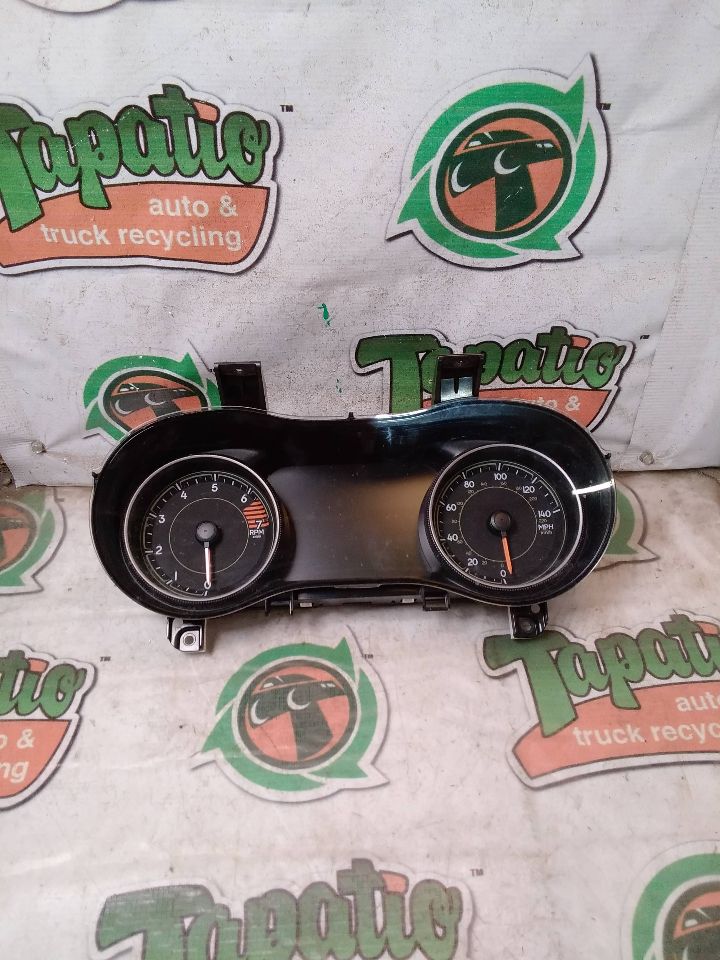 Used 2019 Jeep CHEROKEE 7.0" screen - Stock #H06877