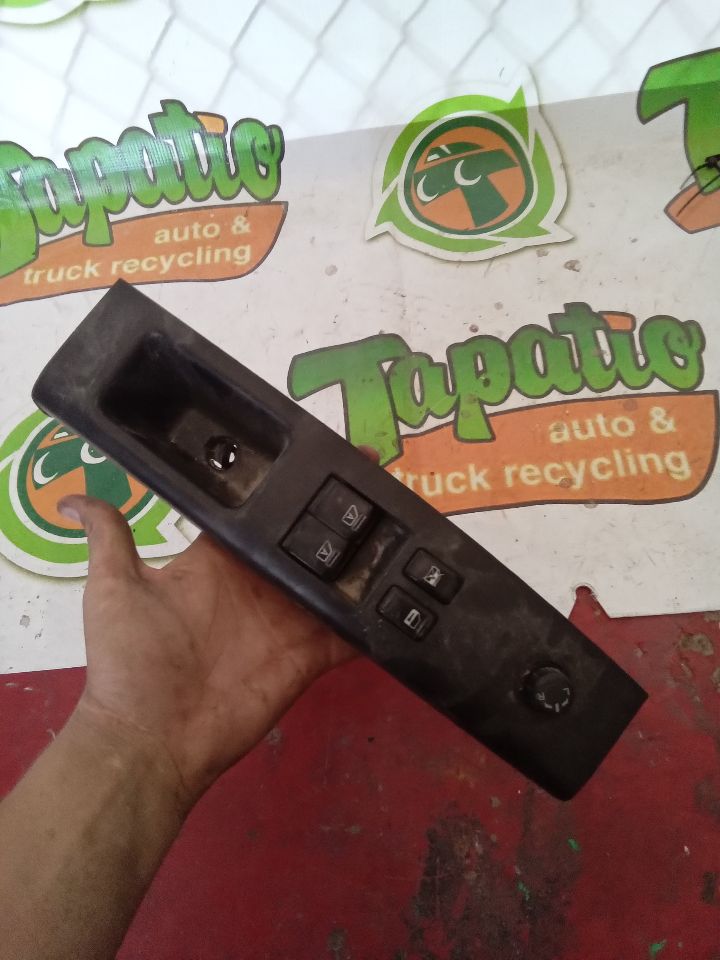 Used 2003 Nissan 350Z lock and window - Stock #J00160