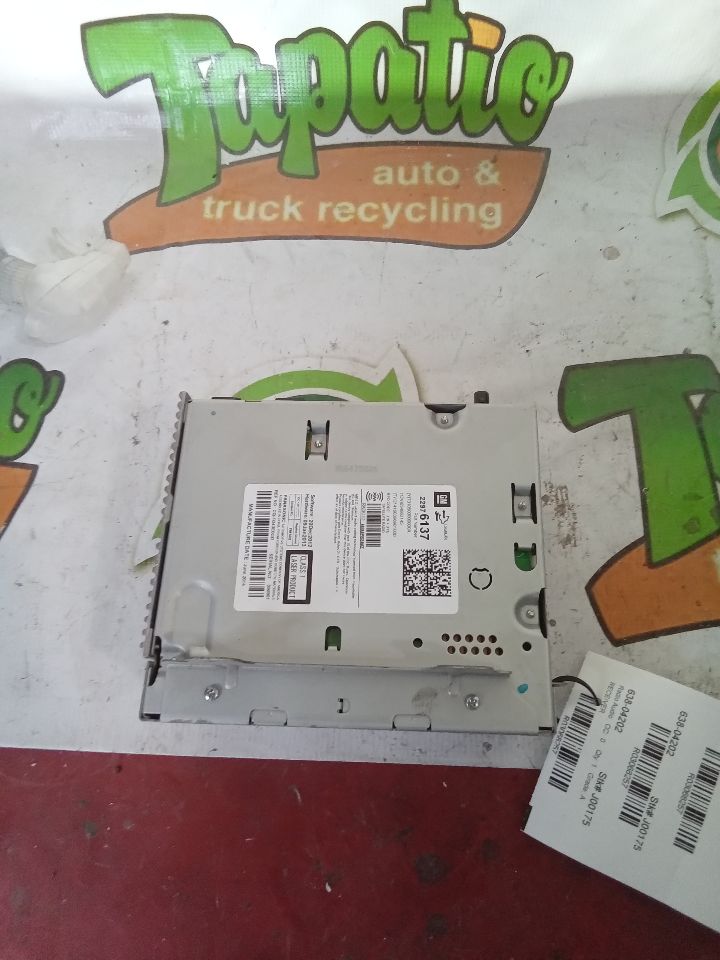 Used 2015 General Motors EQUINOX satellite receiver (opt U2K) - Stock #J00175